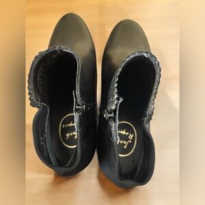 Jack Rogers Bailee Ankle Boots Size 8 Black